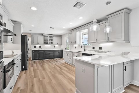 Casa en venta en Weirsdale, Florida, 4 dormitorios, 217.21 m2 № 1901285 - foto 20