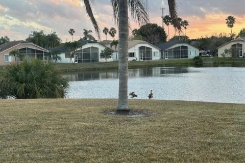 Copropriété à vendre à Tamarac, Floride: 3 chambres, 136.47 m2 № 2368492 - photo 11