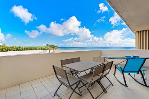 Condo in Riviera Beach, Florida, 1 bedroom  № 2399957 - photo 20