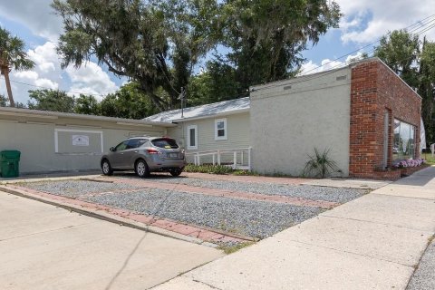 Propiedad comercial en alquiler en DeLand, Florida № 1869638 - foto 3