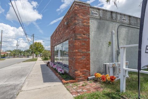 Propiedad comercial en alquiler en DeLand, Florida № 1869638 - foto 2