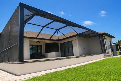 Casa en venta en North Port, Florida, 4 dormitorios, 209.68 m2 № 2345149 - foto 27