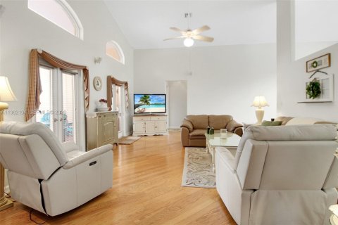 Casa en venta en Davie, Florida, 3 dormitorios, 235.32 m2 № 2023922 - foto 25