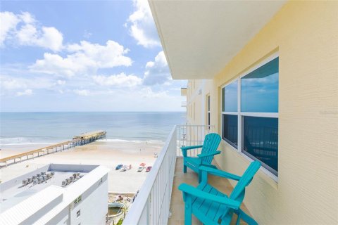 Condo in Daytona Beach Shores, Florida, 3 bedrooms  № 1855932 - photo 4