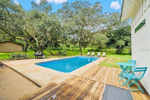 House in Floral City, Florida 4 bedrooms, 291.34 sq.m. № 1906610 - photo 14