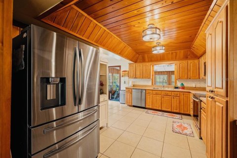 House in Floral City, Florida 4 bedrooms, 291.34 sq.m. № 1906610 - photo 28