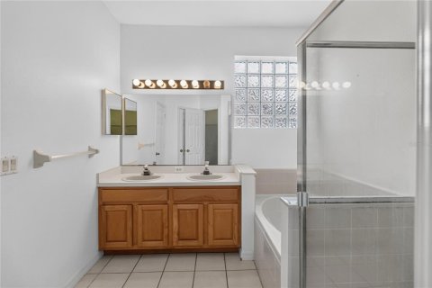 Villa ou maison à vendre à Winter Springs, Floride: 2 chambres, 110.83 m2 № 2289742 - photo 16