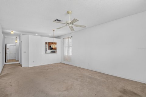 Villa ou maison à vendre à Winter Springs, Floride: 2 chambres, 110.83 m2 № 2289742 - photo 6