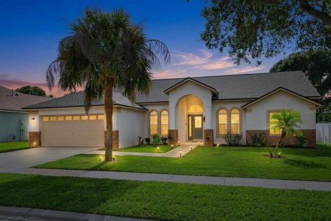 House in Clermont, Florida 3 bedrooms, 172.71 sq.m. № 2393785