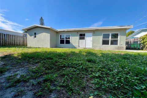 Casa en venta en Sunrise, Florida, 5 dormitorios, 142.79 m2 № 2027100 - foto 25