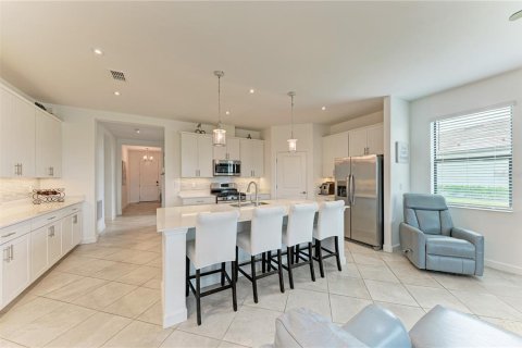 Villa ou maison à vendre à Lakewood Ranch, Floride: 3 chambres, 204.57 m2 № 2315308 - photo 11