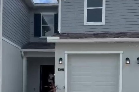 Adosado en alquiler en Davenport, Florida, 3 dormitorios, 151.24 m2 № 1901542 - foto 1