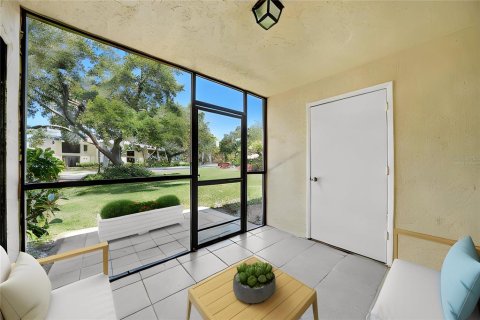 Copropriété à vendre à Saint Petersburg, Floride: 3 chambres, 105.91 m2 № 2373941 - photo 11