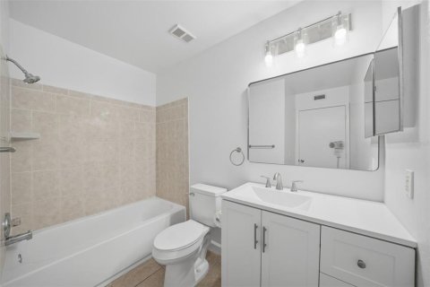 Copropriété à vendre à Saint Petersburg, Floride: 3 chambres, 105.91 m2 № 2373941 - photo 10