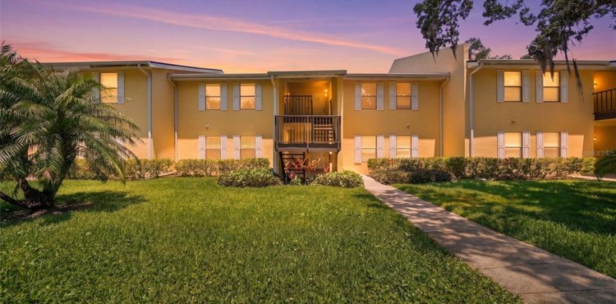 Condo à Saint Petersburg, Floride, 3 chambres № 2373941