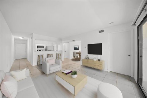 Copropriété à vendre à Saint Petersburg, Floride: 3 chambres, 105.91 m2 № 2373941 - photo 2