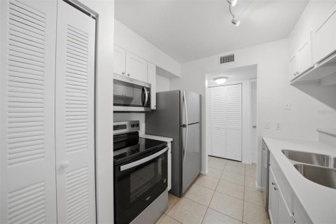 Copropriété à vendre à Saint Petersburg, Floride: 3 chambres, 105.91 m2 № 2373941 - photo 5