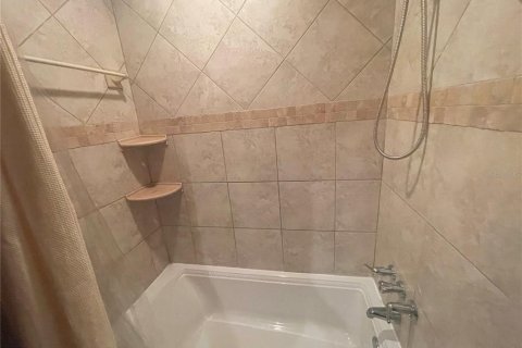 Casa en venta en Zellwood, Florida, 3 dormitorios, 176.51 m2 № 1812602 - foto 28