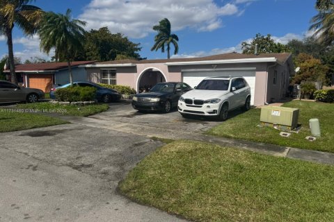 Casa en venta en Sunrise, Florida, 3 dormitorios, 166.11 m2 № 1978216 - foto 4