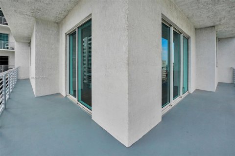 Condominio en venta en Miami, Florida, 2 dormitorios, 100.15 m2 № 1726874 - foto 26