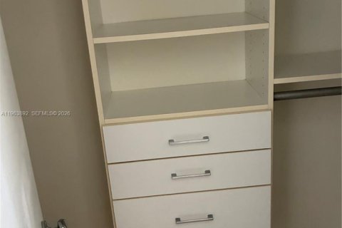 Снять в аренду кондоминиум в Норт-Майами-Бич, Флорида 1 спальня, 77.57м2, № 2029083 - фото 14