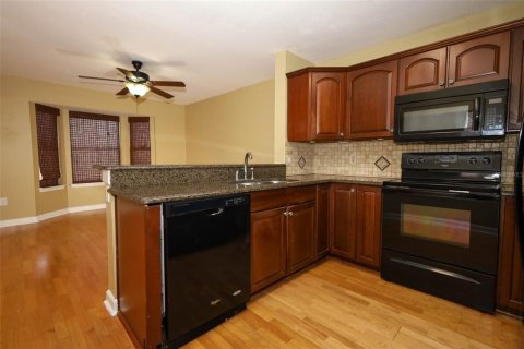 Duplex à vendre à Orlando, Floride: 3 chambres, 150.87 m2 № 1853887 - photo 10