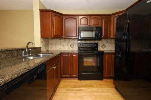 Duplex à vendre à Orlando, Floride: 3 chambres, 150.87 m2 № 1853887 - photo 11