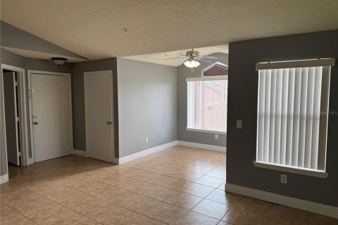 Condo in Kissimmee, Florida, 2 bedrooms  № 1918813 - photo 3