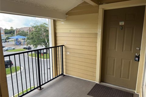 Condo in Kissimmee, Florida, 2 bedrooms  № 1918813 - photo 1