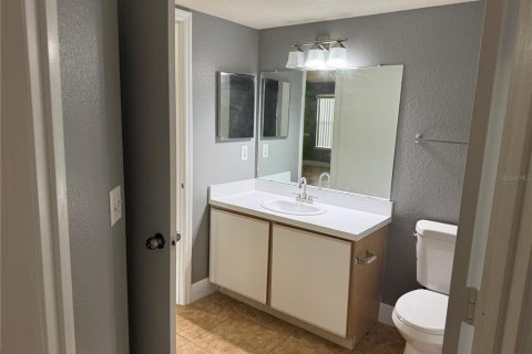 Condo in Kissimmee, Florida, 2 bedrooms  № 1918813 - photo 9