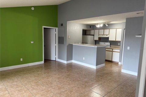 Condo in Kissimmee, Florida, 2 bedrooms  № 1918813 - photo 2