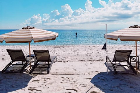 Купить кондоминиум в Санни-Айлс-Бич, Флорида 21.37м2, № 1959436 - фото 9