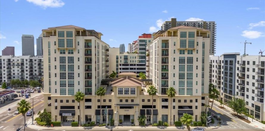 Condo à Tampa, Floride, 2 chambres № 1722297