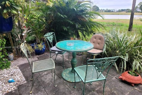 Copropriété à louer à Lake Worth, Floride: 1 chambre, 76.92 m2 № 2001261 - photo 18