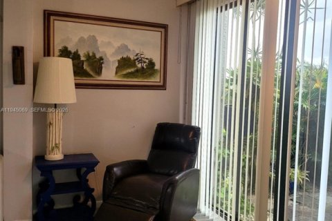 Copropriété à louer à Lake Worth, Floride: 1 chambre, 76.92 m2 № 2001261 - photo 6