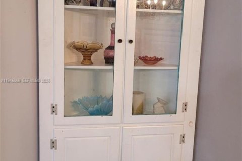 Copropriété à louer à Lake Worth, Floride: 1 chambre, 76.92 m2 № 2001261 - photo 8