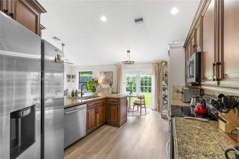 Villa ou maison à louer à Plantation, Floride: 4 chambres, 184.32 m2 № 1920544 - photo 14