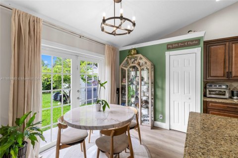 Villa ou maison à louer à Plantation, Floride: 4 chambres, 184.32 m2 № 1920544 - photo 18