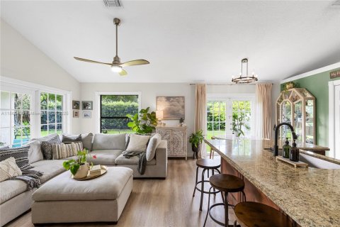 Villa ou maison à louer à Plantation, Floride: 4 chambres, 184.32 m2 № 1920544 - photo 9