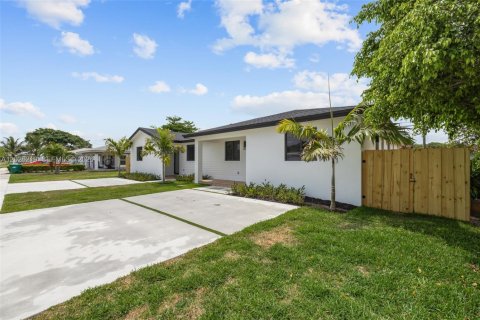 Casa en alquiler en Goulds, Florida, 3 dormitorios, 116.96 m2 № 2085833 - foto 3