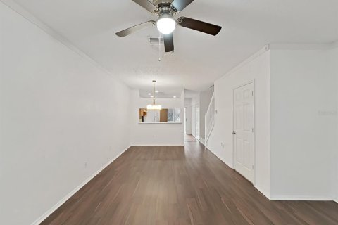 Townhouse in Wesley Chapel, Florida 2 bedrooms, 110 sq.m. № 1569572 - photo 11
