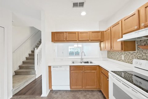 Townhouse in Wesley Chapel, Florida 2 bedrooms, 110 sq.m. № 1569572 - photo 20