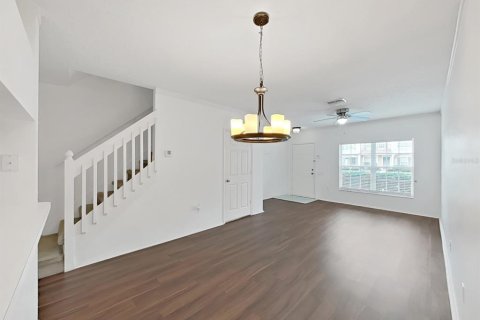Townhouse in Wesley Chapel, Florida 2 bedrooms, 110 sq.m. № 1569572 - photo 8