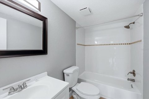 Купить кондоминиум в Сент-Питерсберг, Флорида 3 комнаты, 68.75м2, № 2229192 - фото 28