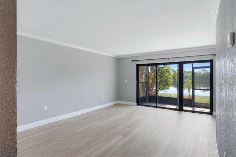 Купить кондоминиум в Сент-Питерсберг, Флорида 3 комнаты, 68.75м2, № 2229192 - фото 8