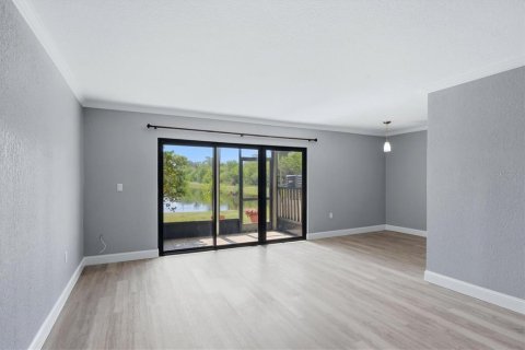 Купить кондоминиум в Сент-Питерсберг, Флорида 3 комнаты, 68.75м2, № 2229192 - фото 15