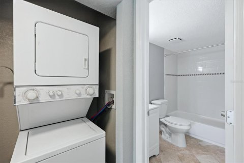 Купить кондоминиум в Сент-Питерсберг, Флорида 3 комнаты, 68.75м2, № 2229192 - фото 27