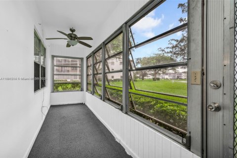 Condo in Boca Raton, Florida, 2 bedrooms  № 1937333 - photo 13