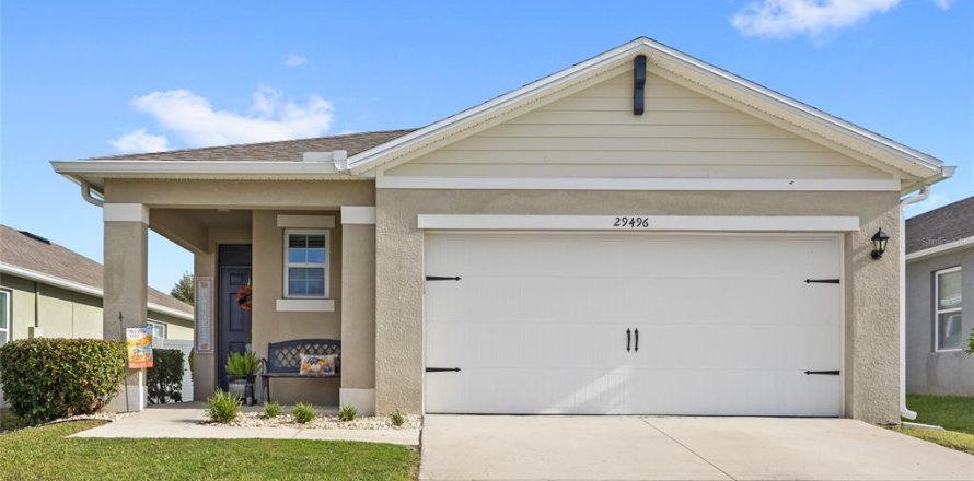 Villa ou maison à Leesburg, Floride 3 chambres, 152.82 m2 № 2389438