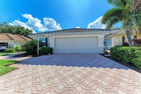 Villa ou maison à vendre à Sarasota, Floride: 3 chambres, 189.89 m2 № 2420468 - photo 6